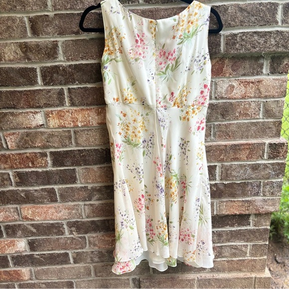Kay Unger 100% Silk Floral Sleeveless Dress Size 12 with matching scarf - Picture 7 of 13